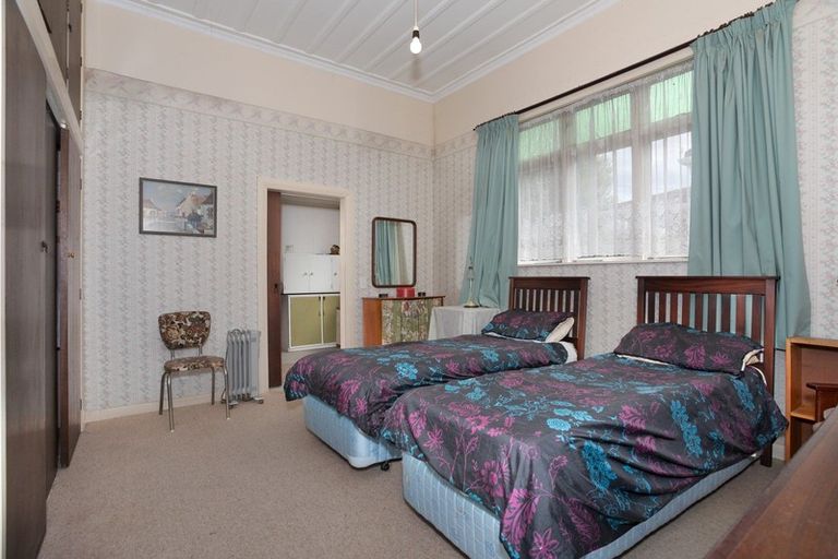 Photo of property in 30 Cuba Street, Marton, 4710