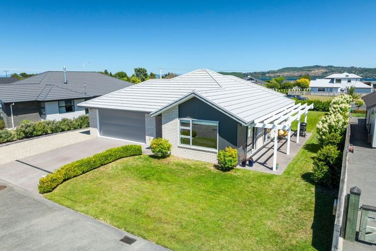 Photo of property in 15 Kara Place, Wharewaka, Taupo, 3330
