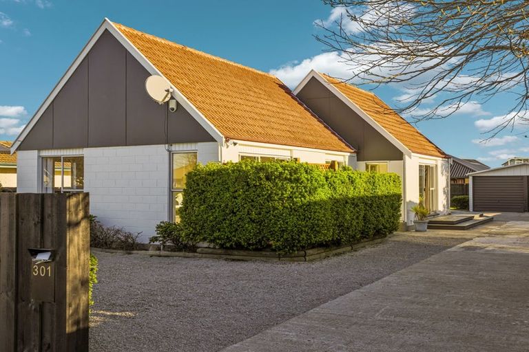 Photo of property in 301 Hendersons Road, Hoon Hay, Christchurch, 8025