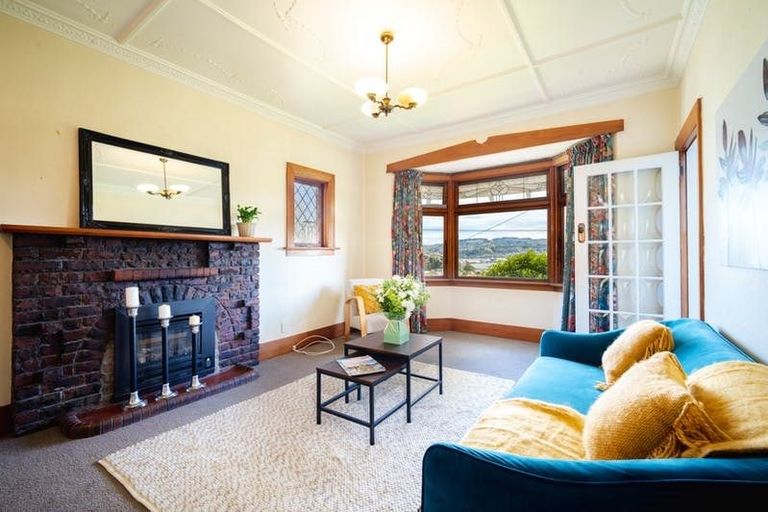 Photo of property in 3 Highcliff Road, Andersons Bay, Dunedin, 9013