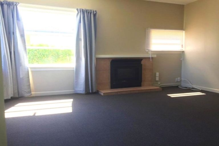 Photo of property in 212 Weston Road, St Albans, Christchurch, 8052