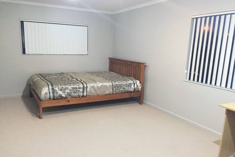Photo of property in 21 Leafield Crescent, Henderson, Auckland, 0612