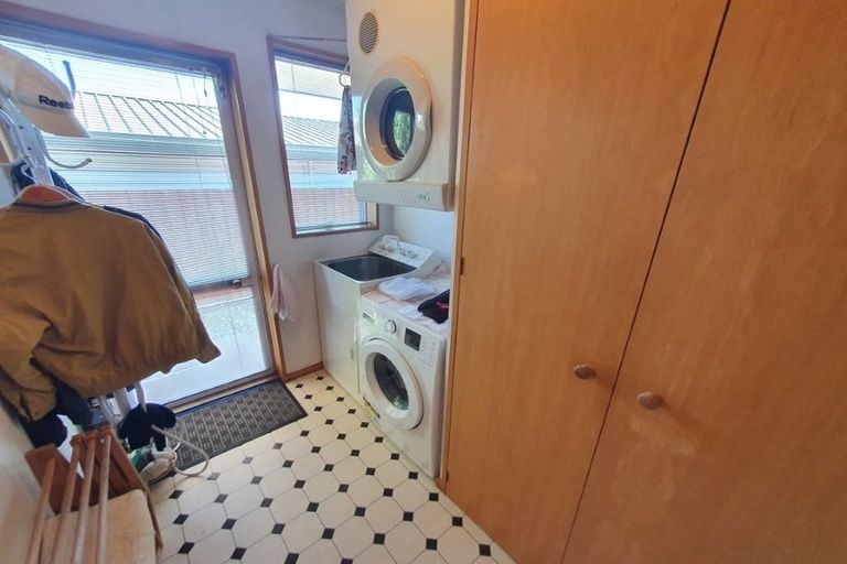 Photo of property in 73 Matipo Street, Riccarton, Christchurch, 8041