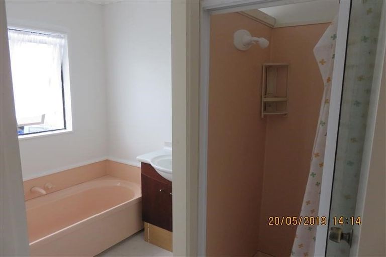 Photo of property in 56 Vintage Drive, Henderson, Auckland, 0612