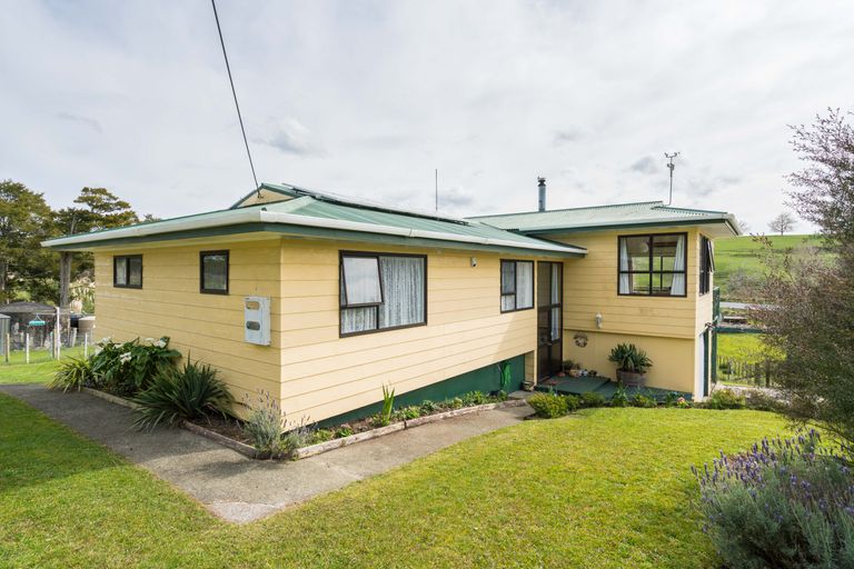 Photo of property in 1357 State Highway 12, Maungaturoto, 0583