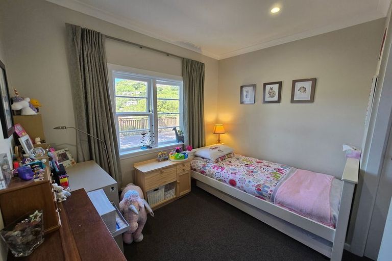 Photo of property in 10 Hathaway Avenue, Karori, Wellington, 6012