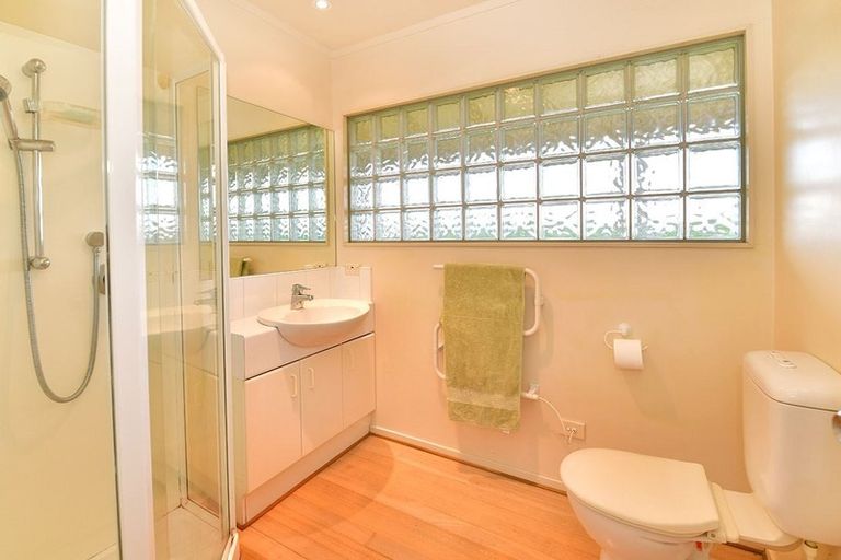 Photo of property in 100 South Head Road, South Head, Helensville, 0874