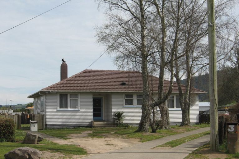 Photo of property in 5 Irene Place, Fordlands, Rotorua, 3015