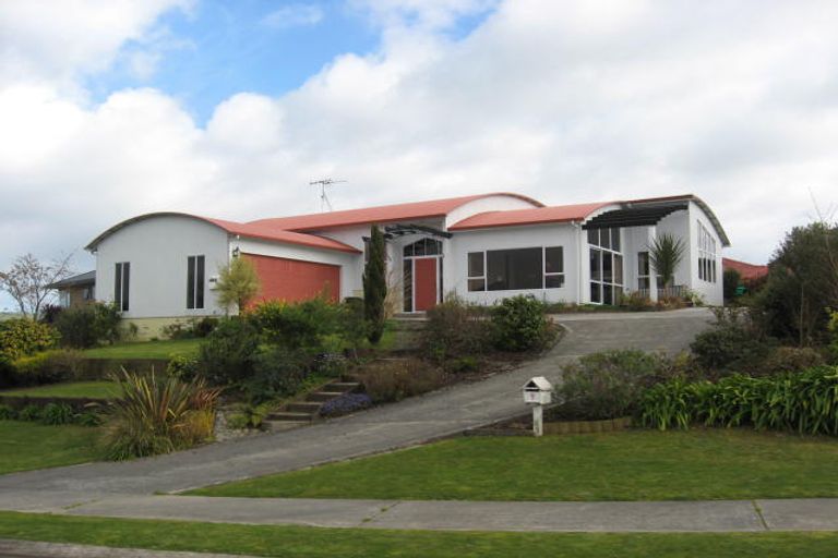 Photo of property in 9 Claremont Rise, Levin, 5510