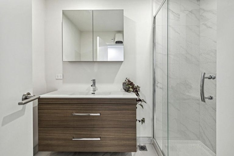 Photo of property in 3/20 Moor Avenue, Te Atatu Peninsula, Auckland, 0610