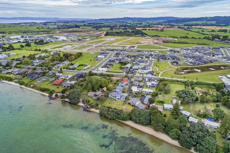 Photo of property in 150a One Tree Point Road, One Tree Point, 0118