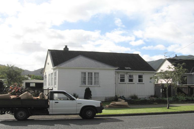 Photo of property in 93 Waddington Drive, Naenae, Lower Hutt, 5011