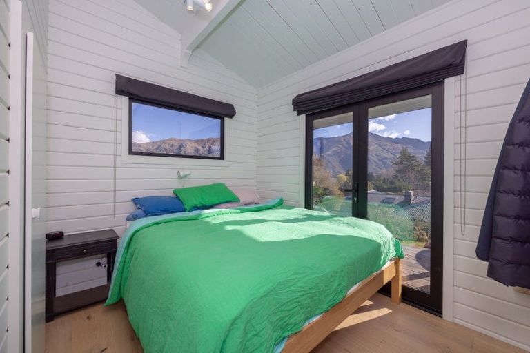 Photo of property in 64 Beacon Point Road, Wanaka, 9305