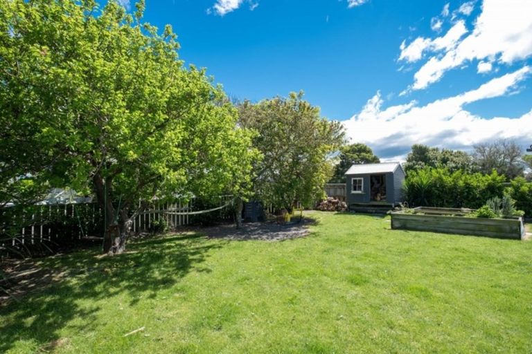 Photo of property in 72 Beach Road, Haumoana, 4102