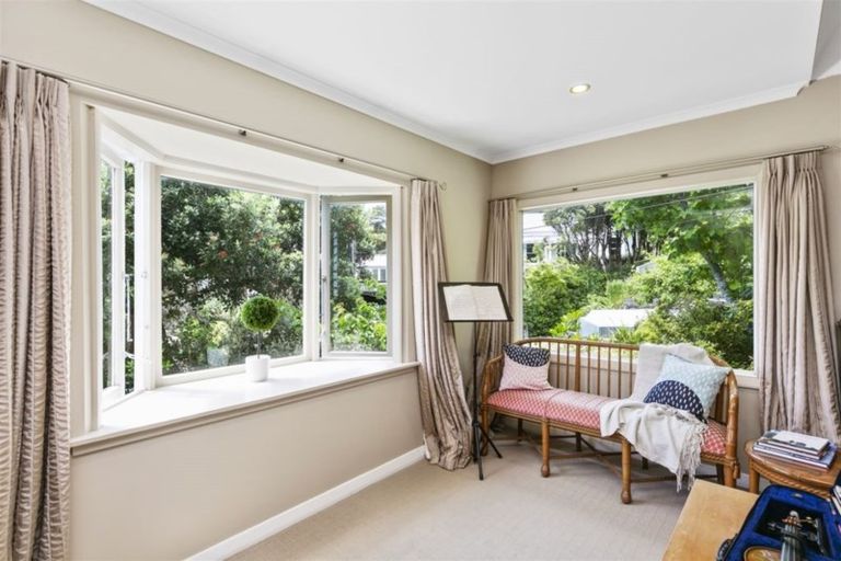 Photo of property in 4 Ardross Avenue, Khandallah, Wellington, 6035