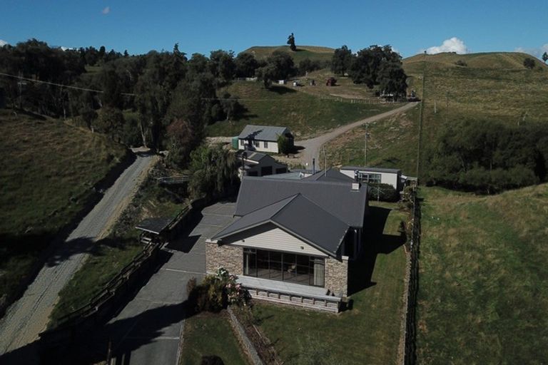 Photo of property in 454 Spooners Hill Road, Taihape, 4795