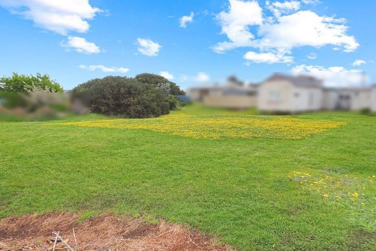 Photo of property in 8a Chaffey Street, Foxton Beach, Foxton, 4815