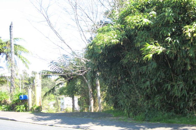 Photo of property in 24 Govett Avenue, Frankleigh Park, New Plymouth, 4310
