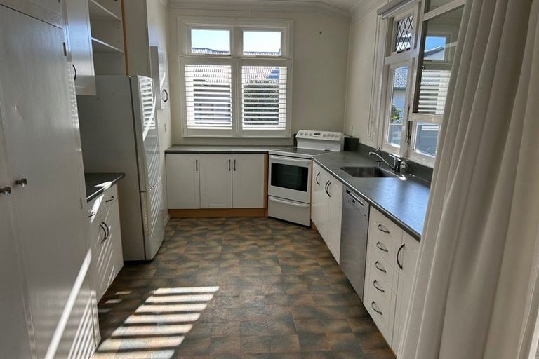 Photo of property in 23b Chambers Street, Havelock North, 4130