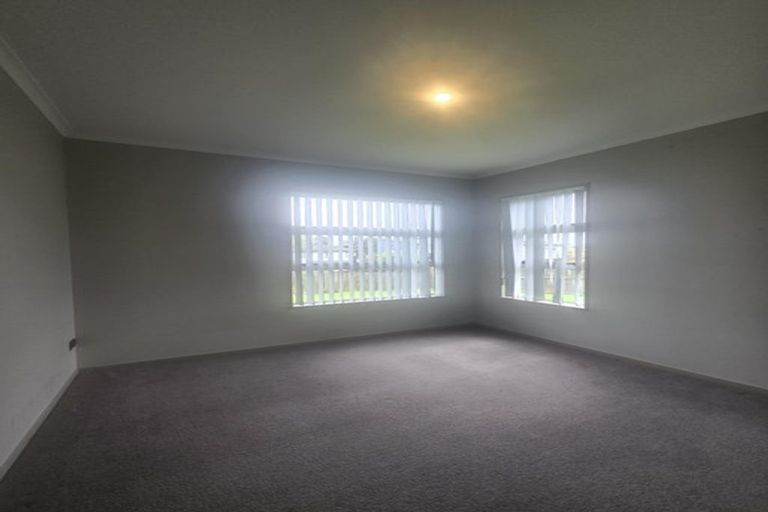 Photo of property in 31 Cape Vista Crescent, Pukekohe, 2120