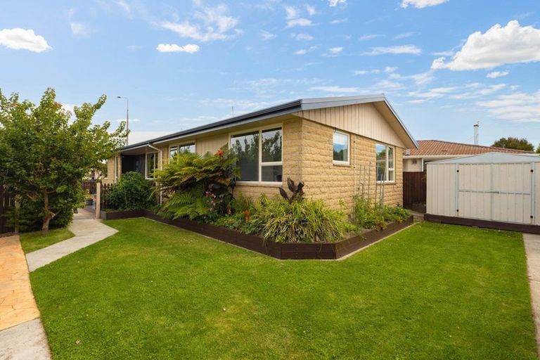 Photo of property in 1 Tapiri Street, Parklands, Christchurch, 8083