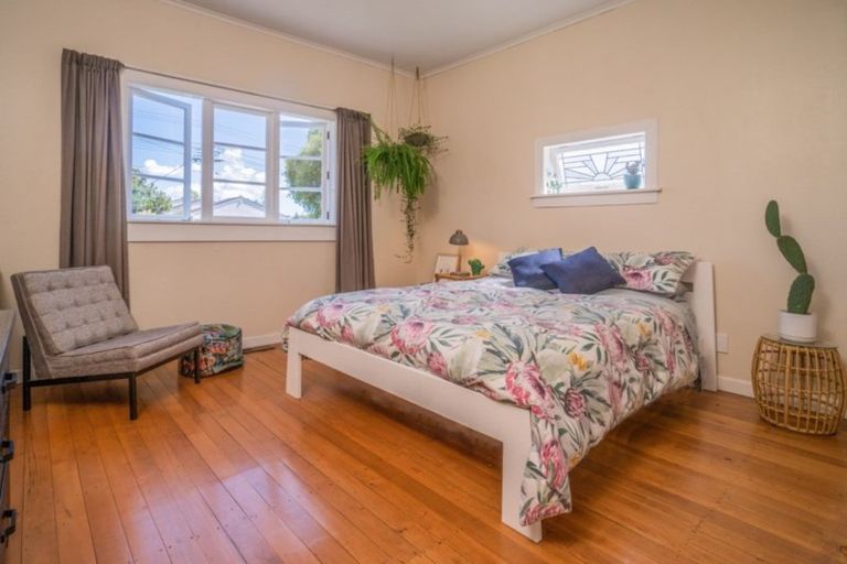 Photo of property in 1/24 Gardner Avenue, New Lynn, Auckland, 0600