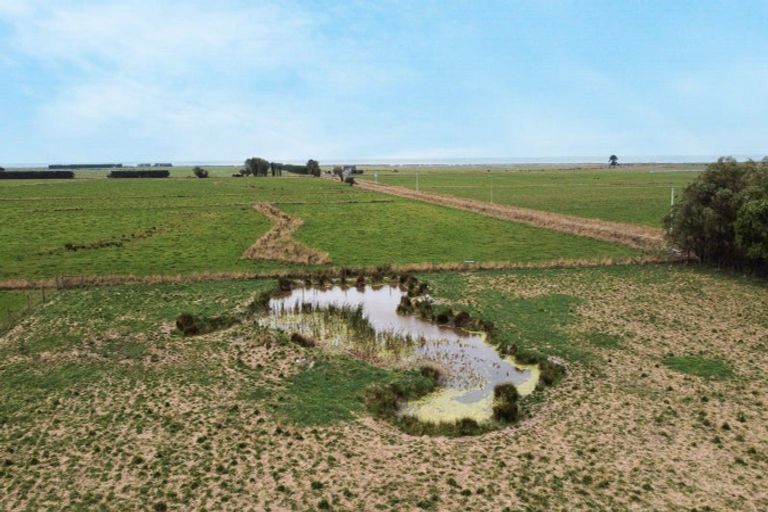 Photo of property in 223 White Road, Milford, Temuka, 7986