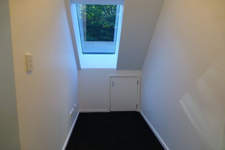 Photo of property in 125b Glenmore Street, Kelburn, Wellington, 6012