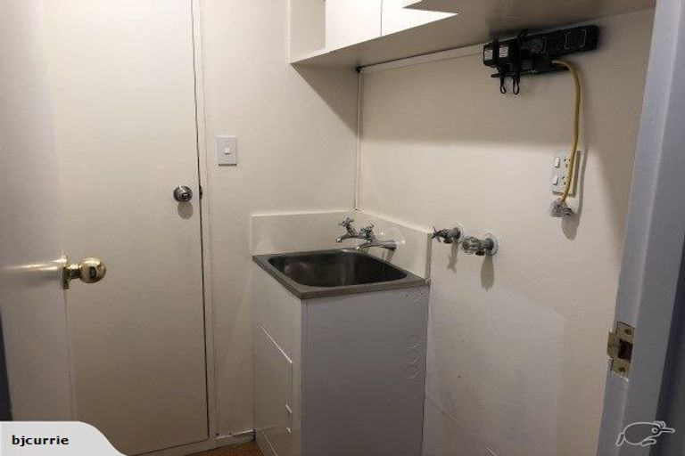 Photo of property in 718b Pioneer Highway, Takaro, Palmerston North, 4412