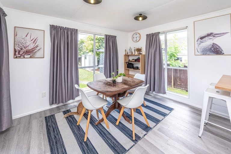 Photo of property in 12 Massey Street, Aramoho, Whanganui, 4500