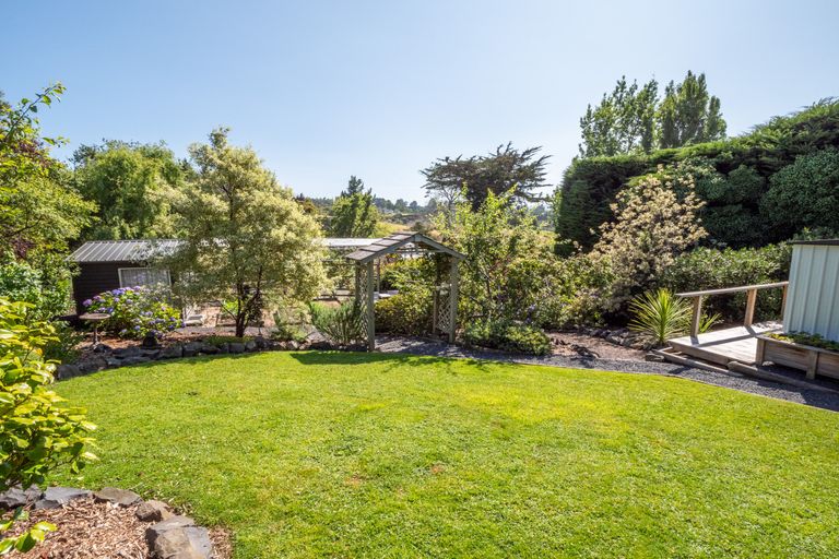 Photo of property in 28 Saddle Hill Road, Fairfield, Dunedin, 9076