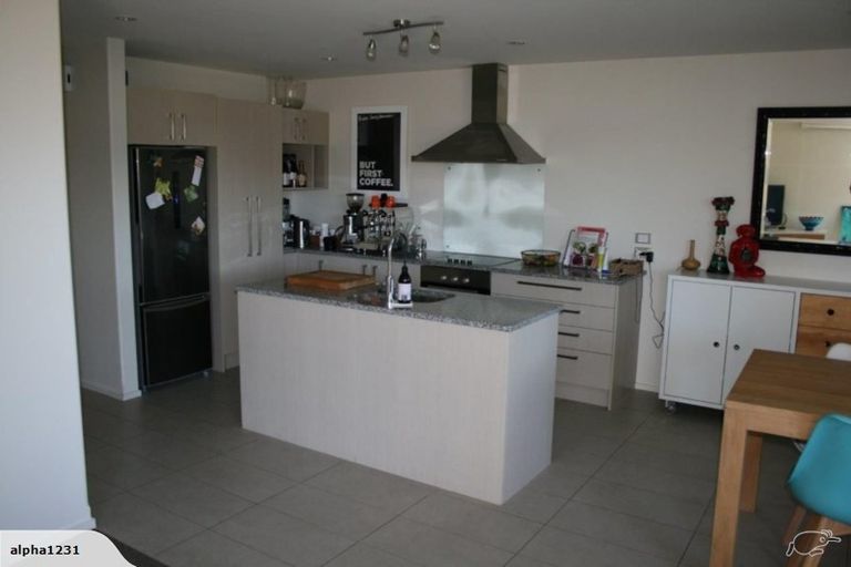 Photo of property in 9b Pavilion Crescent, Hillmorton, Christchurch, 8024