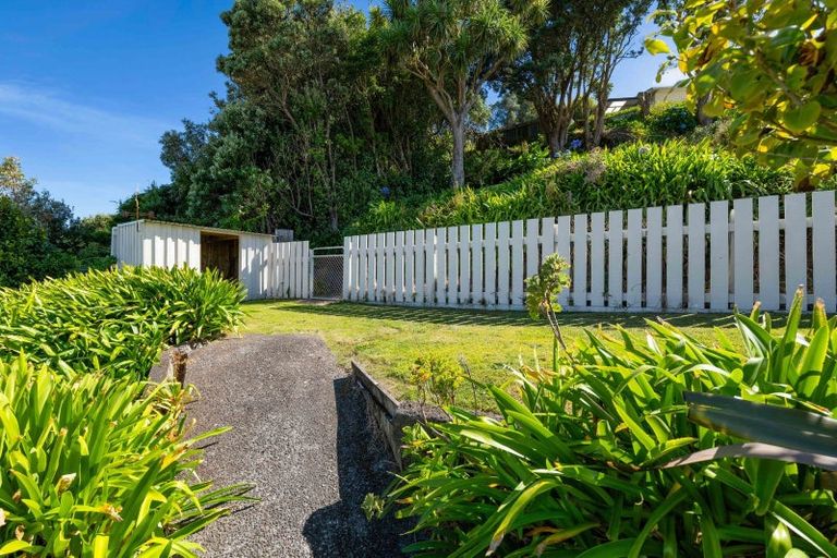 Photo of property in 29 Simons Street, Moturoa, New Plymouth, 4310