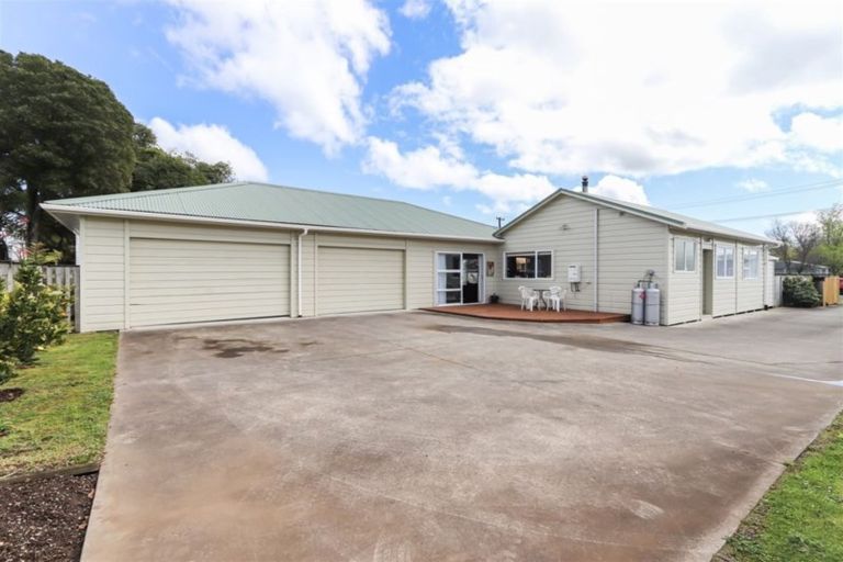 Photo of property in 1 Brookes Street, Inglewood, 4330