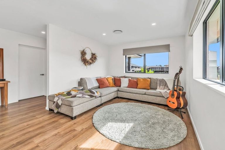 Photo of property in 15 Cedric Place, Darfield, 7510