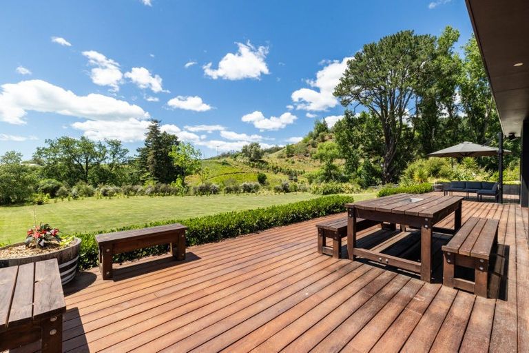 Photo of property in 157 Durham Drive, Havelock North, 4130