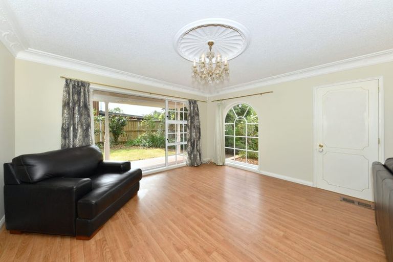 Photo of property in 11 Guinness Crescent, Ilam, Christchurch, 8041