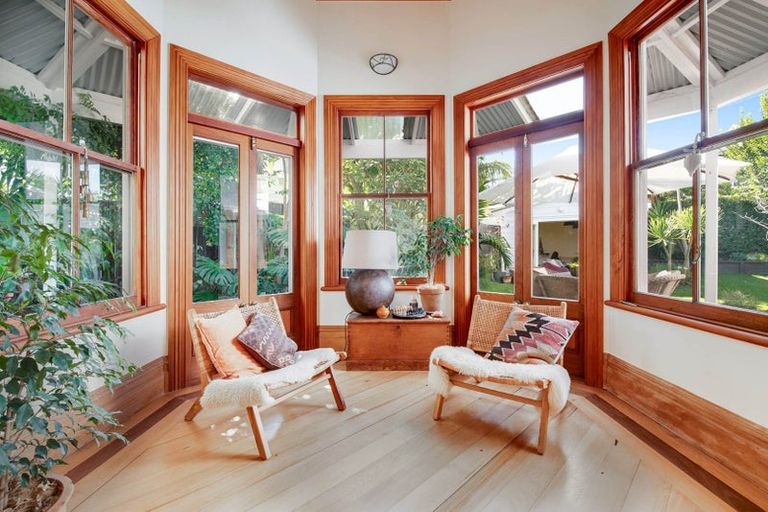 Photo of property in 4 Mays Street, Devonport, Auckland, 0624