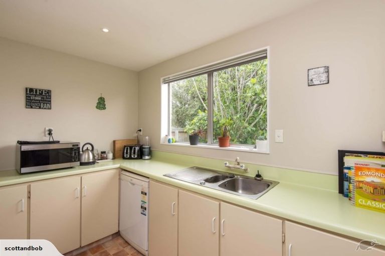 Photo of property in 2/523a Marine Parade, South New Brighton, Christchurch, 8062