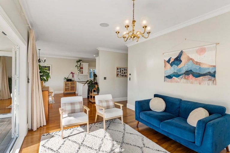 Photo of property in 41 Albert Street, Riverhead, 0820