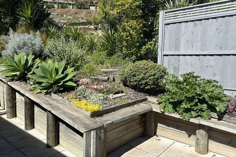 Photo of property in 1 Koura Road, Atawhai, Nelson, 7010