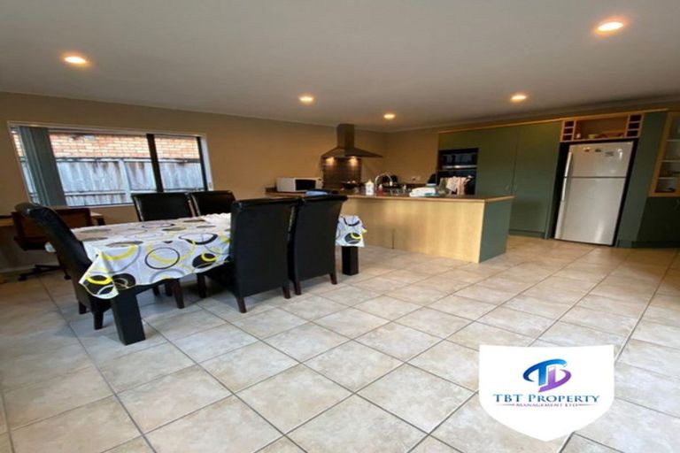 Photo of property in 36 Cyril French Drive, Flat Bush, Auckland, 2016