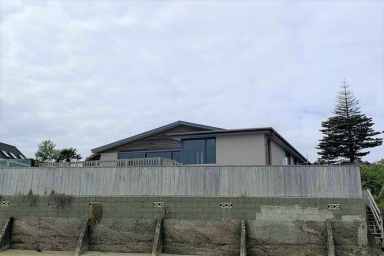 Photo of property in 62 Steyne Avenue, Plimmerton, Porirua, 5026