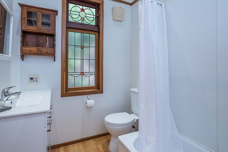 Photo of property in 43 Carlton Street, Melrose, Wellington, 6023