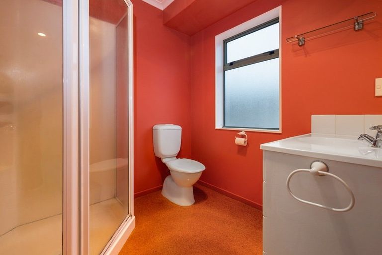 Photo of property in 24 Caulfield Place, Pukehangi, Rotorua, 3015