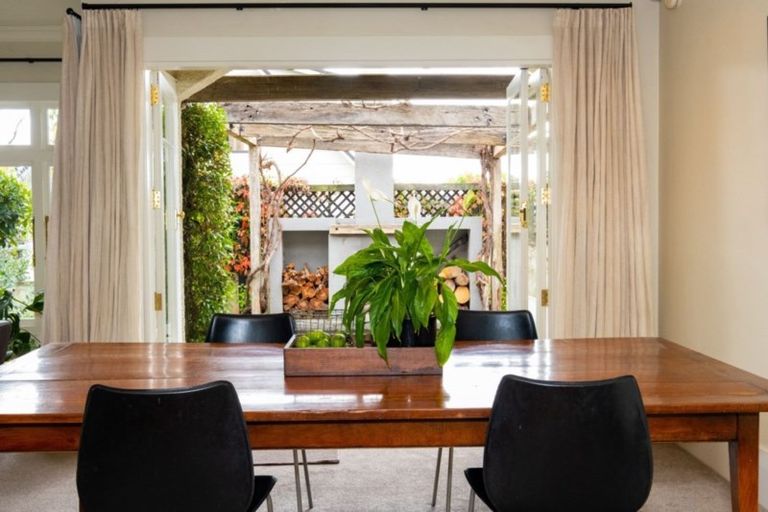 Photo of property in 20 Chambers Street, Havelock North, 4130