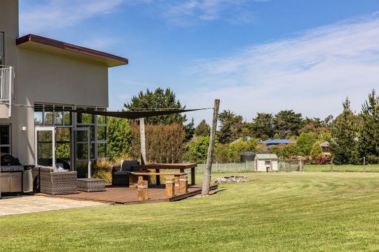 Photo of property in 303 Cones Road, Loburn, Rangiora, 7472