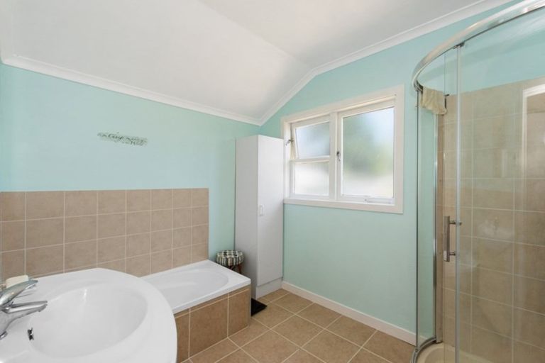 Photo of property in 38 Waikato Esplanade, Ngaruawahia, 3720