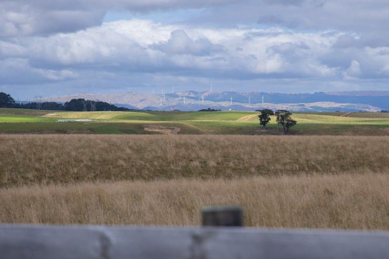 Photo of property in 1052 Taonui Road, Colyton, 4775