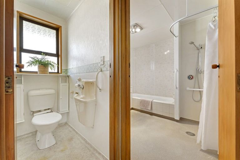 Photo of property in 35 Mcgregor Street, Milson, Palmerston North, 4414